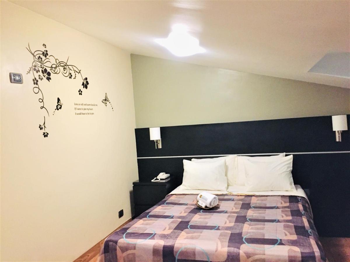 Hostal Carlos Tenaud Lima Luaran gambar