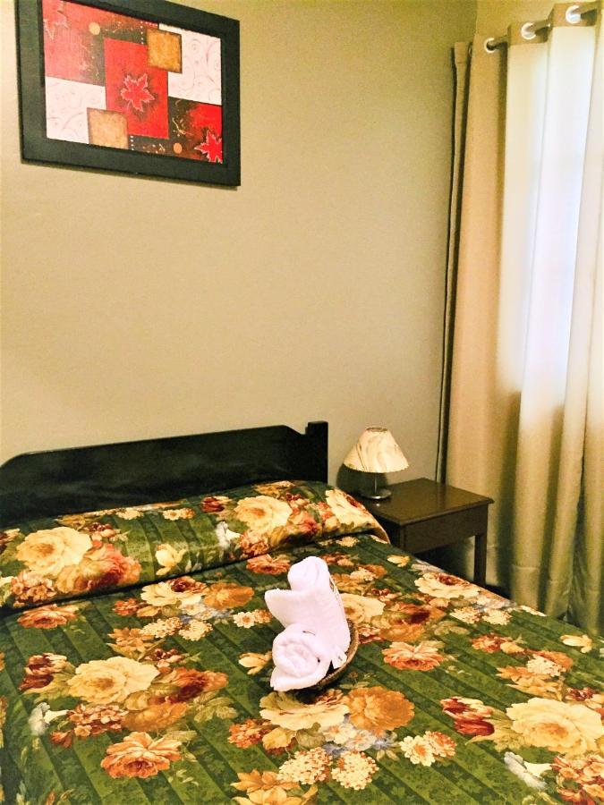 Hostal Carlos Tenaud Lima Luaran gambar